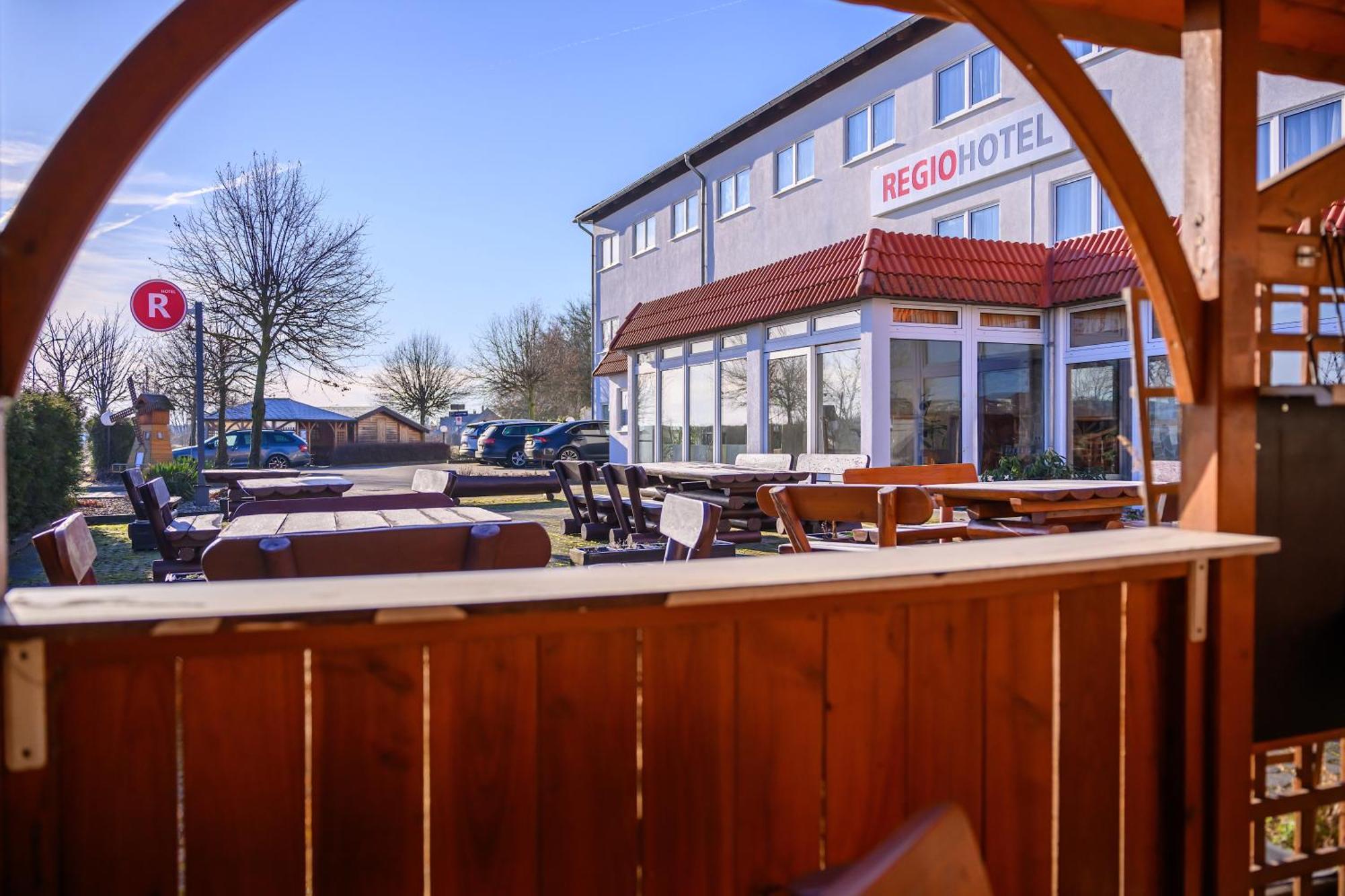 Landhotel Glesien Schkeuditz Exterior foto